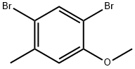 2,4-ジブロモ-5-メトキシトルエン 化学構造式