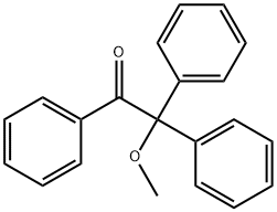 2-methoxy-1,2,2-triphenyl-ethanone 结构式